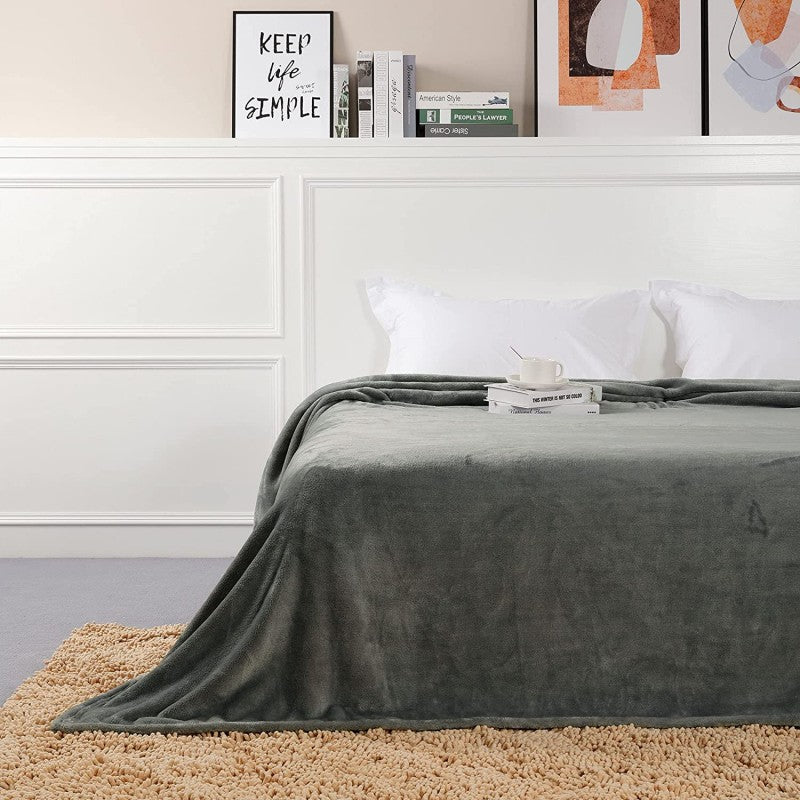 Пухкаво одеяло в сиво ХИТ 200/210