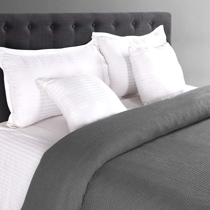 Вафлено одеяло и шалте Вива сиво